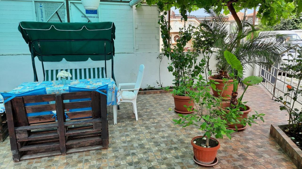 Guest House Zora Созополь Экстерьер фото