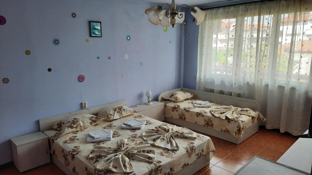 Guest House Zora Созополь Экстерьер фото