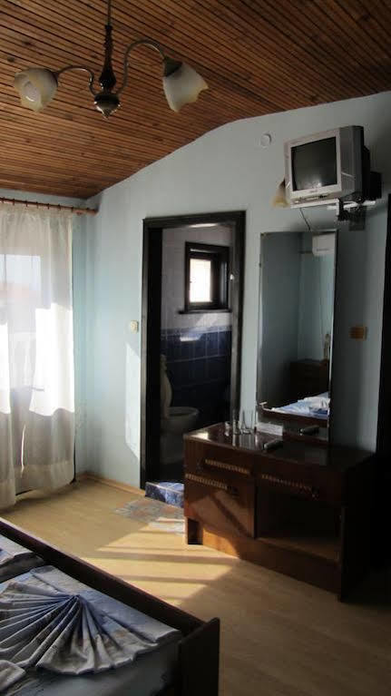 Guest House Zora Созополь Экстерьер фото